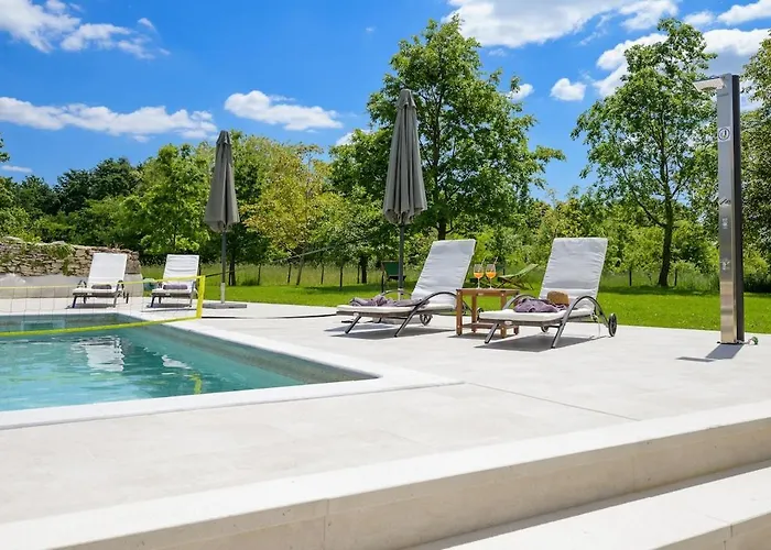 Doda By Istrialux Modrusani